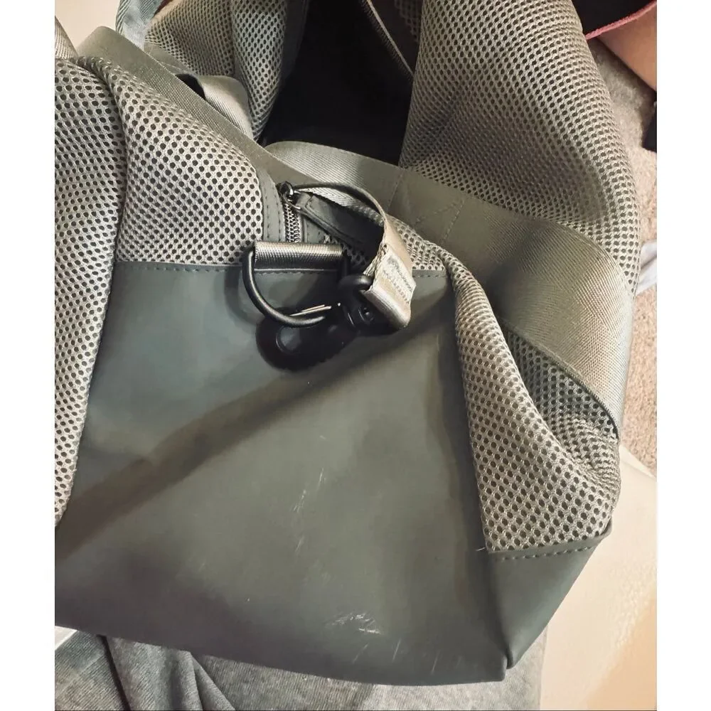 DSW Gray Mesh Duffel Bag Gym Travel Weekender Crossbody Lightweight